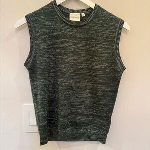 Julia Amory Tippi Top Green Sleeveless Sweater, size M